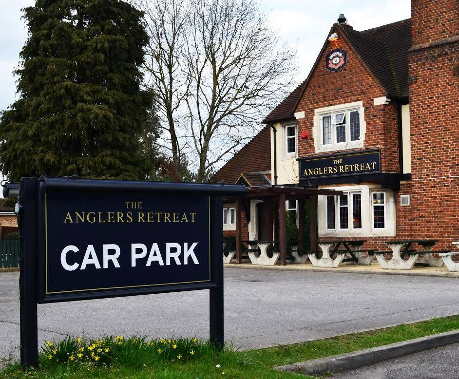 The Anglers Retreat Staines Road, Laleham, StainesUponThames, TW18